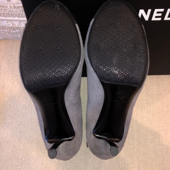 CHANEL Grey and Black Suede Heeled Booties - Picture 6 of 8